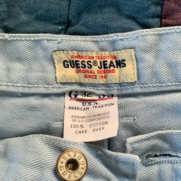 Vintage Guess Denim Shorts Size 32 - Picture 3 of 3